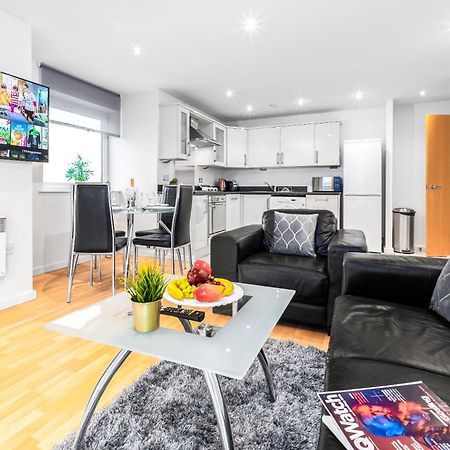 City Centre Apartment - 2 Bedroom - Secure Parking - Top Rated - 201M Birmingham Exterior foto