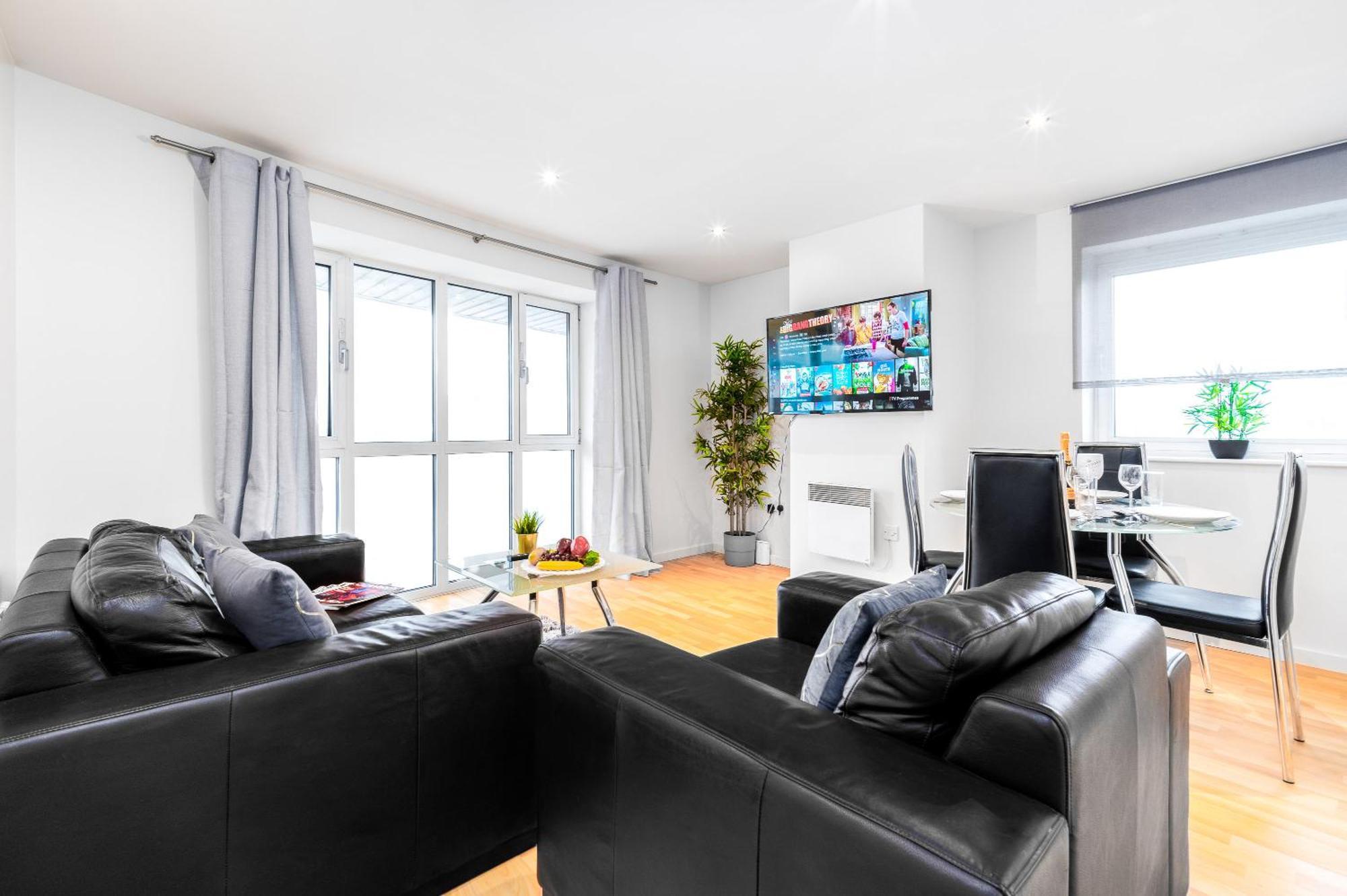 City Centre Apartment - 2 Bedroom - Secure Parking - Top Rated - 201M Birmingham Exterior foto