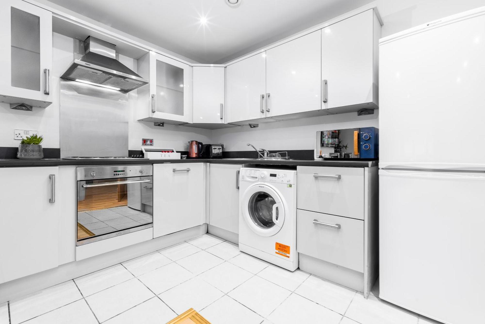 City Centre Apartment - 2 Bedroom - Secure Parking - Top Rated - 201M Birmingham Exterior foto